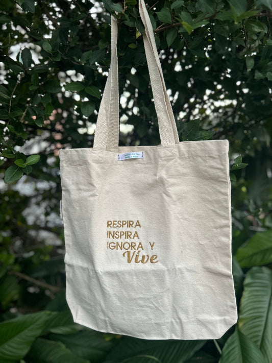 TOTE BAG BORDADA (FRASE)